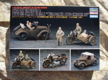 images/productimages/small/Type 97 Sidecar  en  Type 95 sedan Hasegawa 1;48 nw.voor.jpg